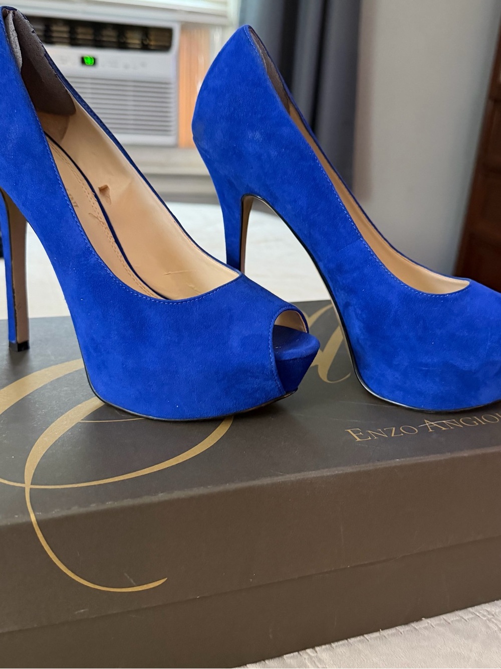 Enzo Angiolini Cobalt Blue Suede Peep-Toe Platform Pumps 7M